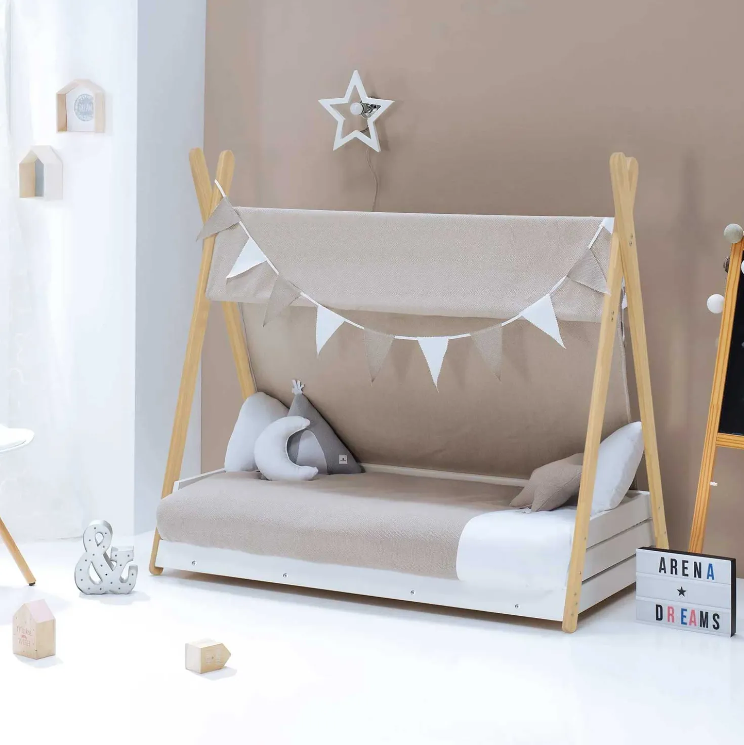Casetta Montessori + Materasso + Tessile