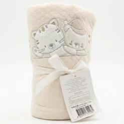 Coperta Jersey Letto Ricamata Arrotolata
